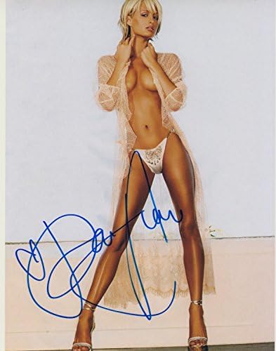 Paris Hilton aláírt 8x10 fotó