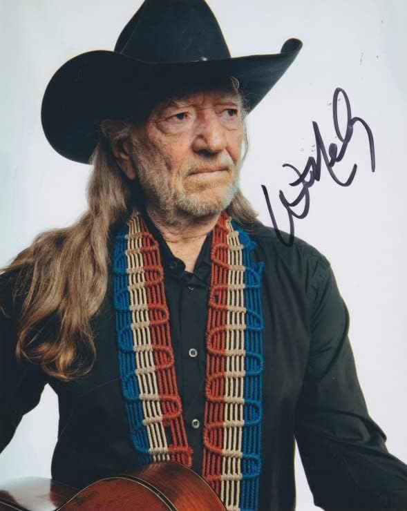 Willie Nelson aláírt 8x10 fotó