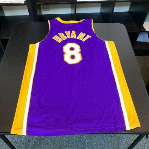 Kobe Bryant Aláírt 2000-01 Los Angeles Lakers Vissza 2 Vissza Pro Cut Jersey uda vagy TÁRSASÁGGAL - Dedikált NBA Mezek